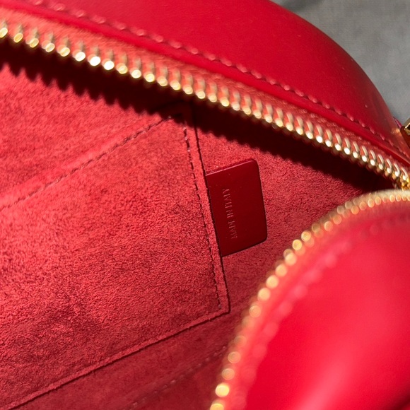 SOLD - CELINE Oval Triomphe Crossbody Bag - Picture 7 of 8